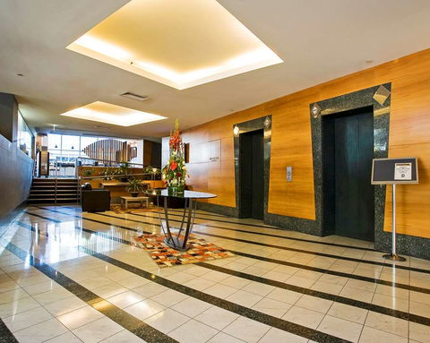 Clarion Suites Gateway - Accommodation Gold Coast 2