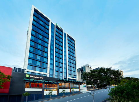 Holiday Inn Express Brisbane Central - Accommodation Gold Coast 1