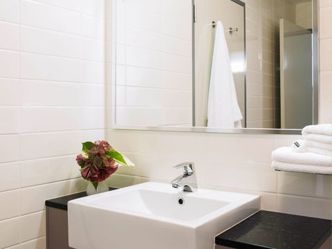 Novotel Darwin Airport Hotel - Gold Coast 4U 1
