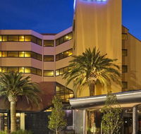 The Lakes Resort Hotel - Gold Coast 4U