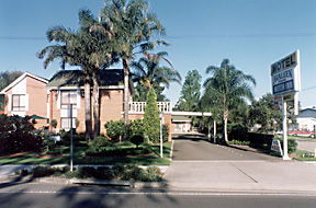 Avaleen Lodge Motor Inn - Accommodation Gold Coast 0