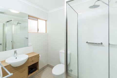 NIghtcap at Balaclava Hotel - Accommodation Gold Coast 0