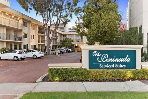 The Peninsula Riverside Apartments - Gold Coast 4U 1