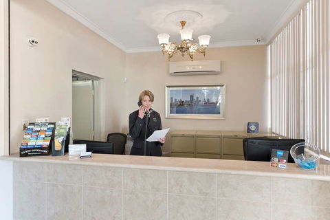 The Peninsula Riverside Apartments - Gold Coast 4U 2