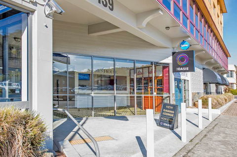 Burnie Central Townhouse Hotel - Gold Coast 4U 1