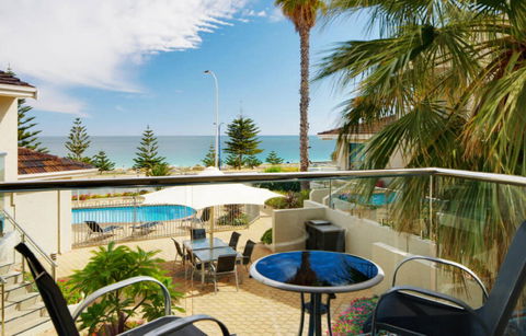 Seashells Scarborough - Accommodation Gold Coast 1