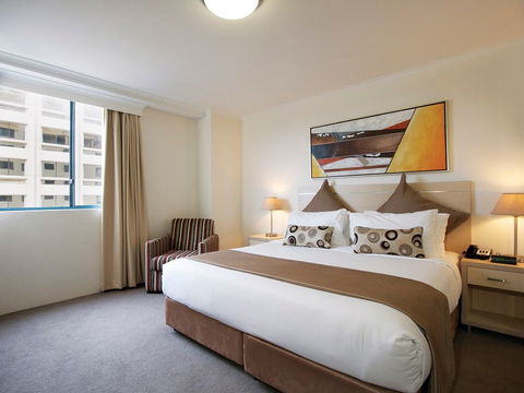 Oaks On Castlereagh - Accommodation Gold Coast 2