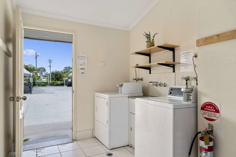 Caboolture Central Motor Inn, SureStay Collection - Accommodation Gold Coast 17