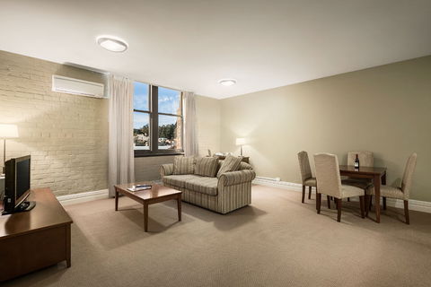 Launceston Central Apartments - Gold Coast 4U 4