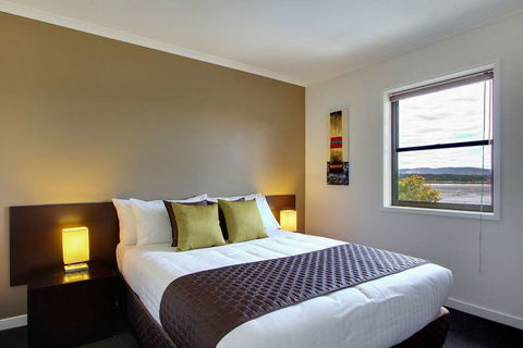 Comfort Inn The Pier - Gold Coast 4U 8