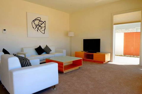 York Cove - Gold Coast 4U 6