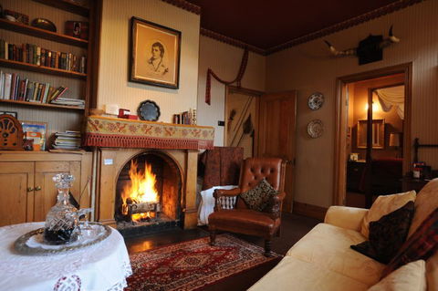 Alice's Cottages - Accommodation Gold Coast 1