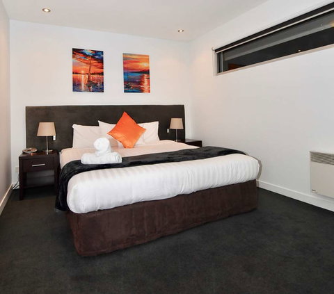 Apartments Ink - 1 Gold Coast 11