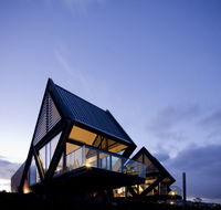 Mona Pavilions - Gold Coast 4U