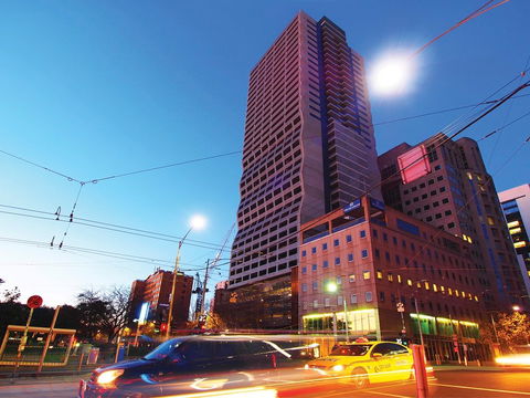 Oaks On William - Accommodation Gold Coast 0