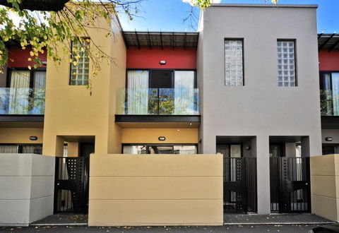 RNR Apartments, Adelaide - Accommodation Gold Coast 0