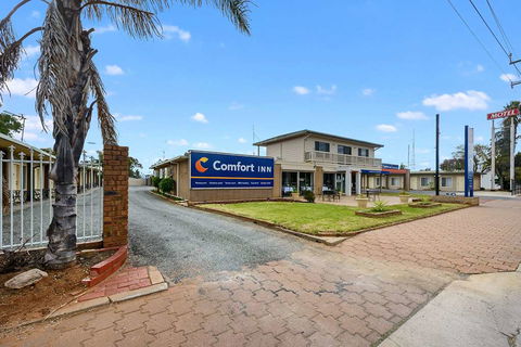 Comfort Inn Flinders on Main - Accommodation Gold Coast 0