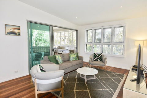 East On Byron - Accommodation Gold Coast 1