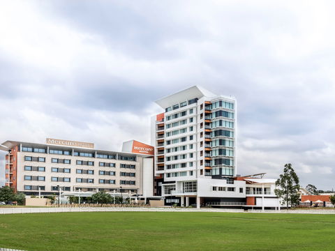 Mercure Sydney Liverpool - Gold Coast 4U 0