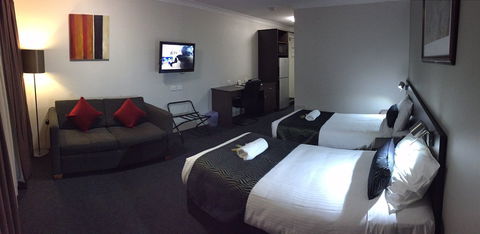 Country Comfort Hunts Liverpool - Gold Coast 4U 1