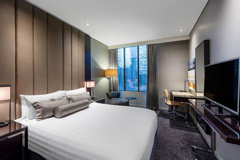Gambaro Hotel - Gold Coast 4U 1