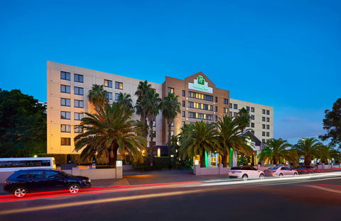 Holiday Inn Parramatta - Gold Coast 4U 2