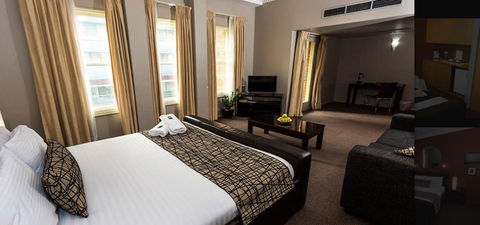 The Clarendon Hotel - Gold Coast 4U 0