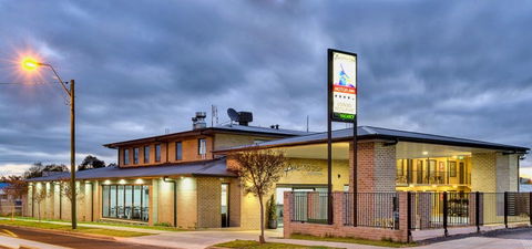 Aastro Dish Motor Inn - Accommodation Gold Coast 0