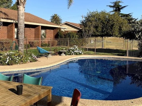 Kingswood Motel - Accommodation Gold Coast 1