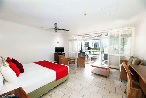Ramada By Wyndham Cairns City Centre - Accommodation Gold Coast 1