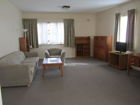 University House - ANU - Gold Coast 4U 39