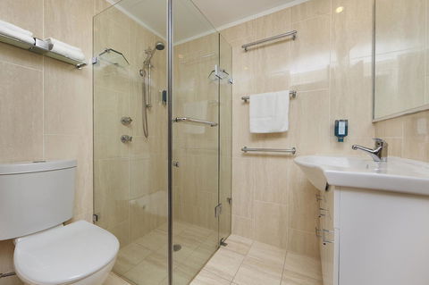 Ibis Styles Canberra - Gold Coast 4U 22