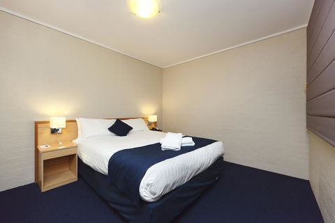 Ibis Styles Canberra - Gold Coast 4U 24