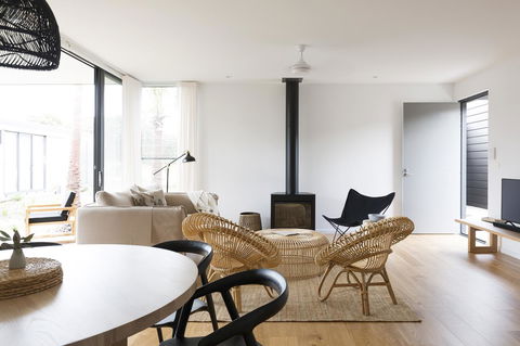 Bangalay Luxury Villas - Gold Coast 4U 4