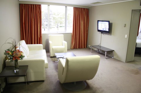 Pavilion On Northbourne - Accommodation Gold Coast 5