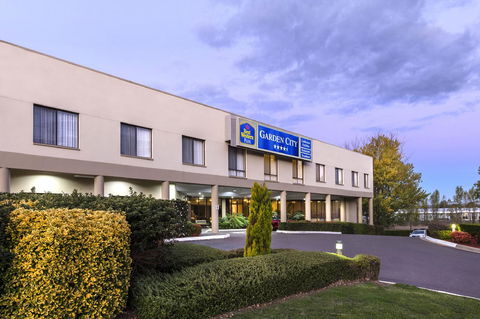 Garden City Hotel, Best Western Signature Collection - Accommodation Gold Coast 2