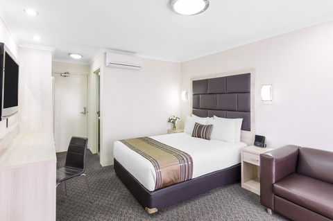 Garden City Hotel, Best Western Signature Collection - Accommodation Gold Coast 3