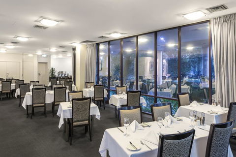 Garden City Hotel, Best Western Signature Collection - Accommodation Gold Coast 7
