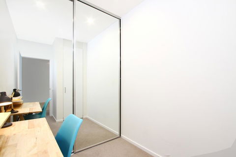 IQ Smart Apartments 704 Braddon ACT - Accommodation Gold Coast 1