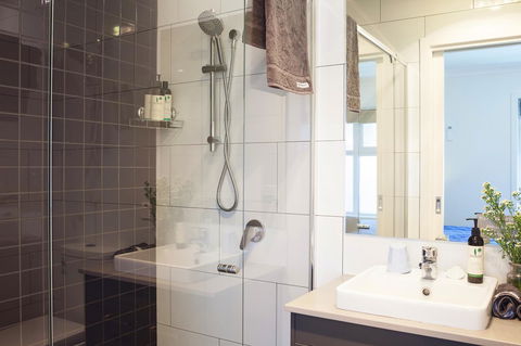 One Of A Kind Apartments - Gold Coast 4U 14