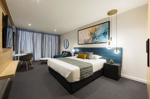 Mercure Canberra Belconnen - Gold Coast 4U 4