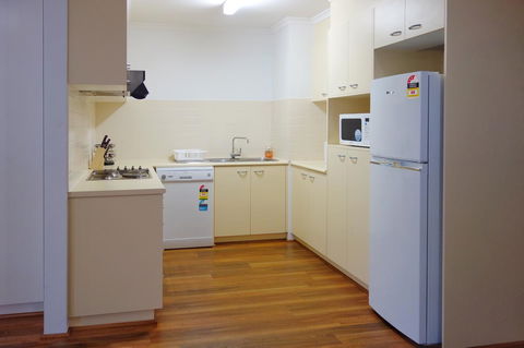 Kingston Comfy Apartment - Gold Coast 4U 5