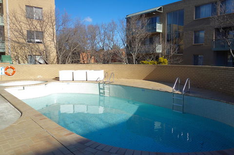 Kingston Comfy Apartment - Gold Coast 4U 11