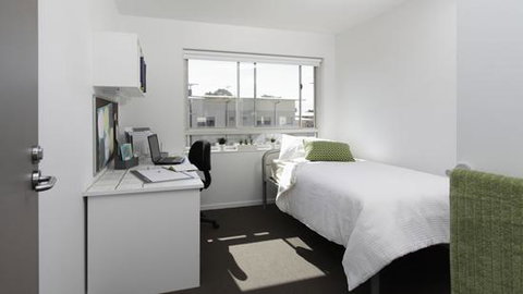 Unilodge @ UC Short Stays - Accommodation Gold Coast 3
