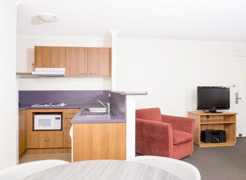 Mantra On Northbourne - Accommodation Gold Coast 9