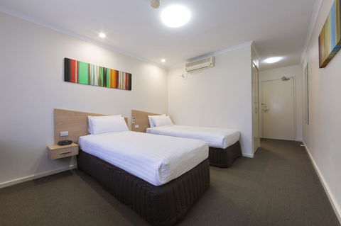 Ramada Encore Belconnen - Gold Coast 4U 14