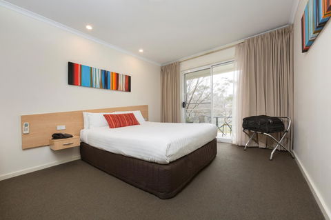 Ramada Encore Belconnen - Gold Coast 4U 4