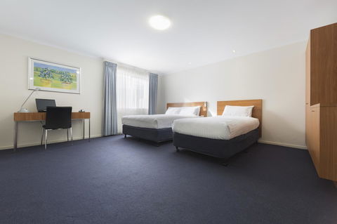 Ramada Encore Belconnen - Gold Coast 4U 32
