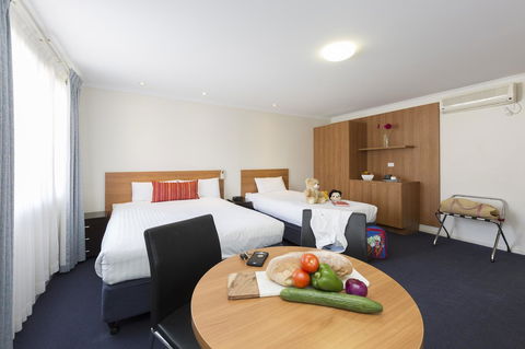 Ramada Encore Belconnen - Gold Coast 4U 37