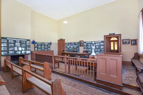 Wellington Courthouse - Gold Coast 4U 28